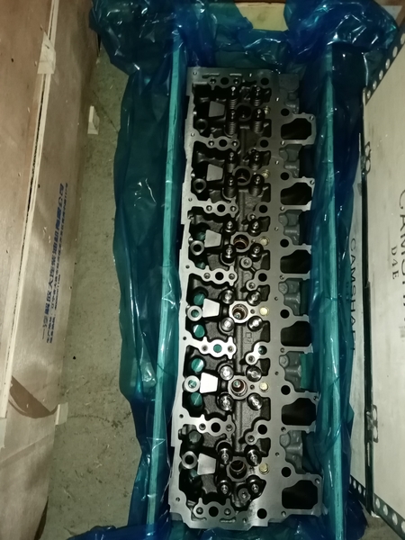 Головка двигателя Deutz 04902632