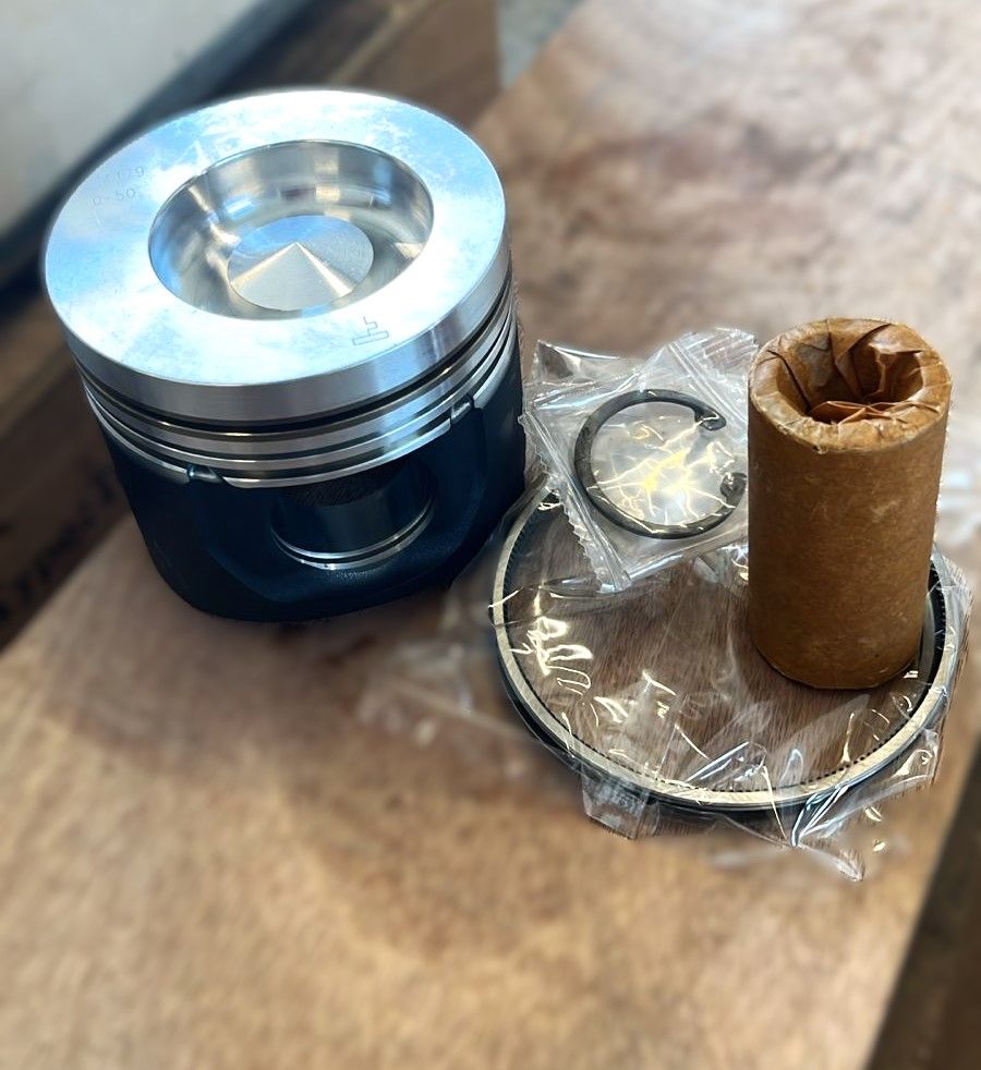 Купить Deutz 04284179 Поршень (ф101,50) BF4M 2012 BF6M 2012 TCD2012 L06  L04