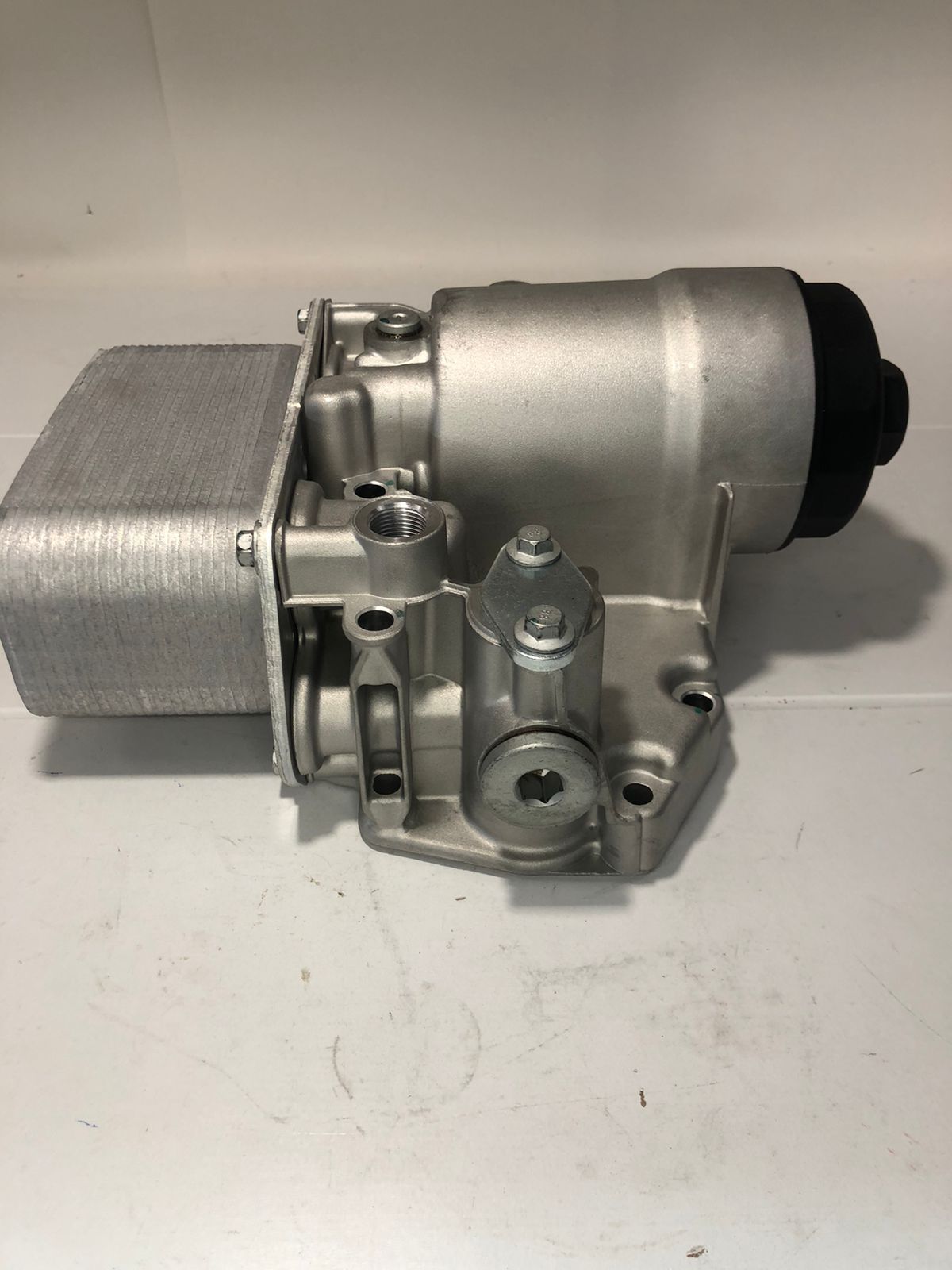 Корпус теплообменника  DEUTZ 04299501