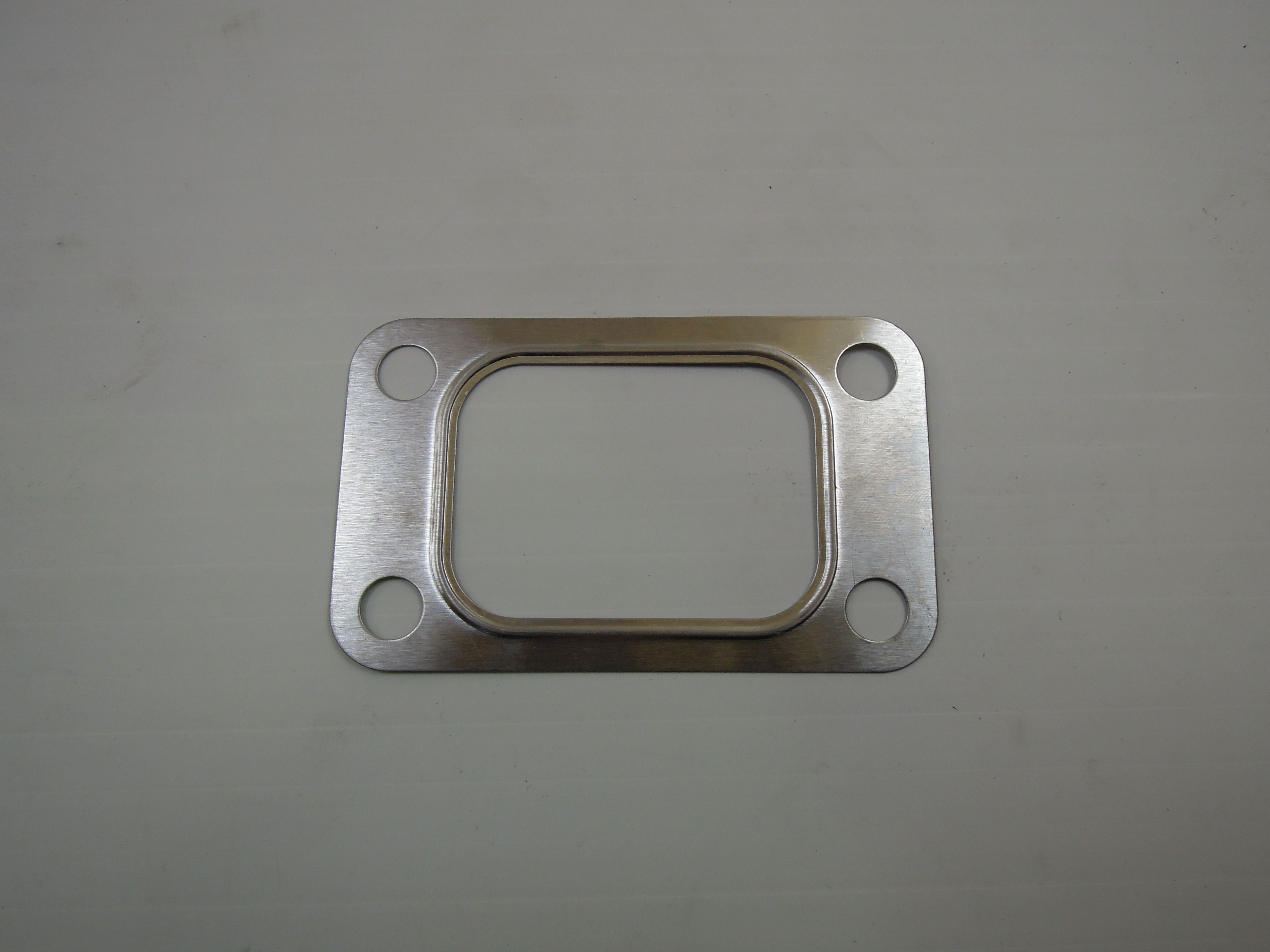 Купить Volvo 20559834 Прокладка турбины к коллектору D5E; D4D; D6D;  D7E;  20559834