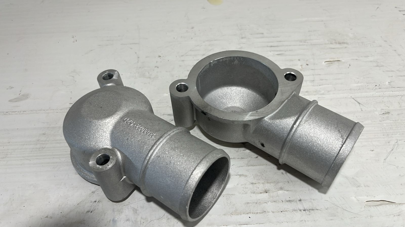 Купить Volvo 20450735 Корпус термостата D5 Volvo EC210 20450735