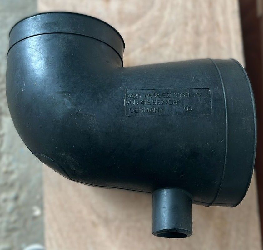 Купить запчасть DEUTZ - 04256538 