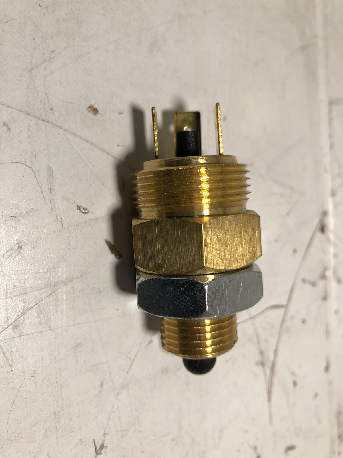 Купить запчасть DEUTZ - 04191001 