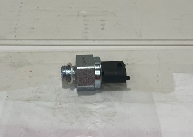 Купить запчасть VOLVO - 20450687 