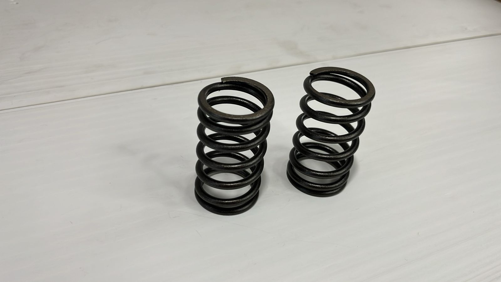 Купить VOLVO 20459851 Пружина клапана D4D; D4E; D6D; D6E; 