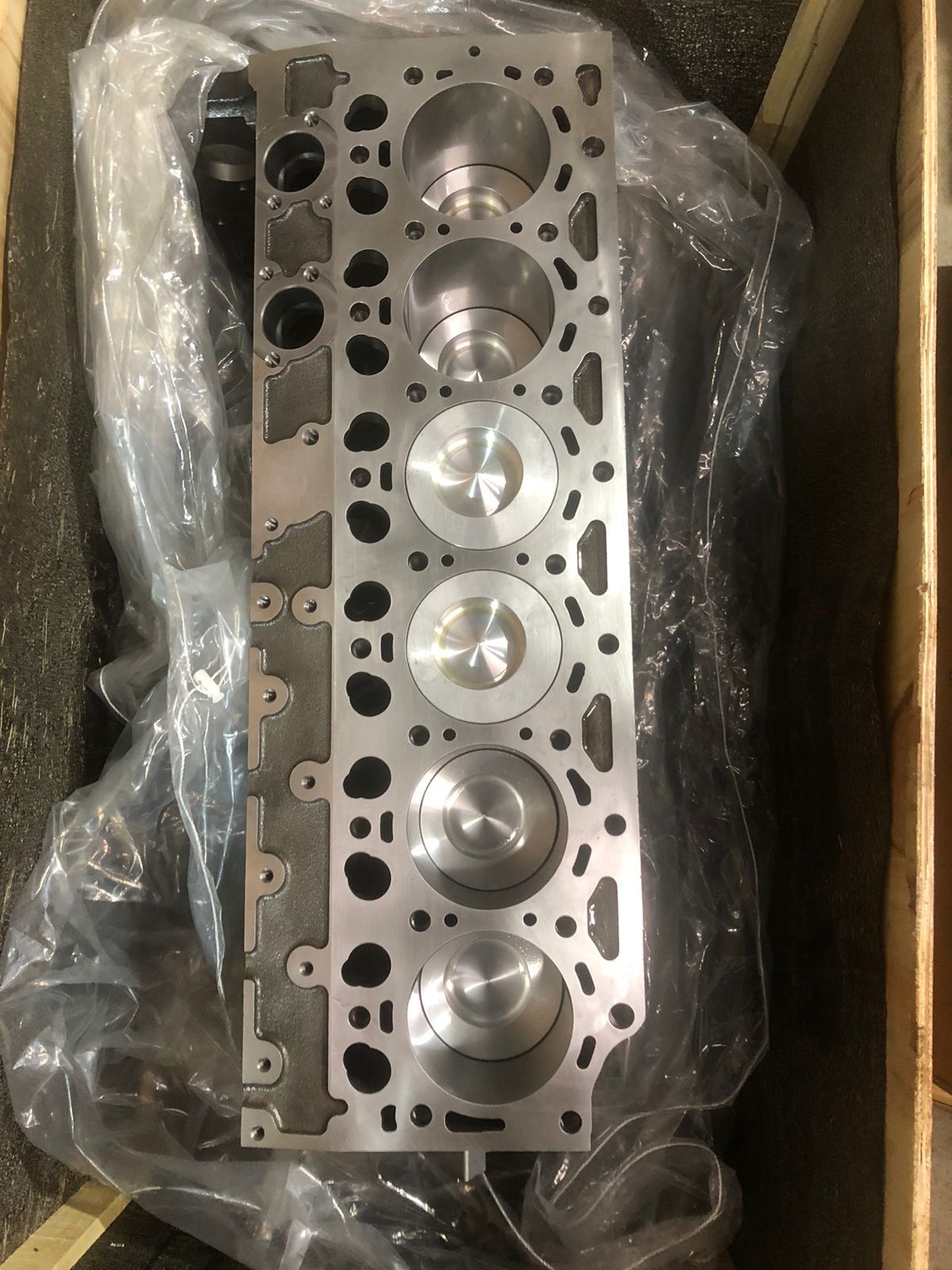 Шорт блок (TCD2012L062V: 04296586, 04292806, 04293425, 04284390) 04289966SB Deutz 04296586SB