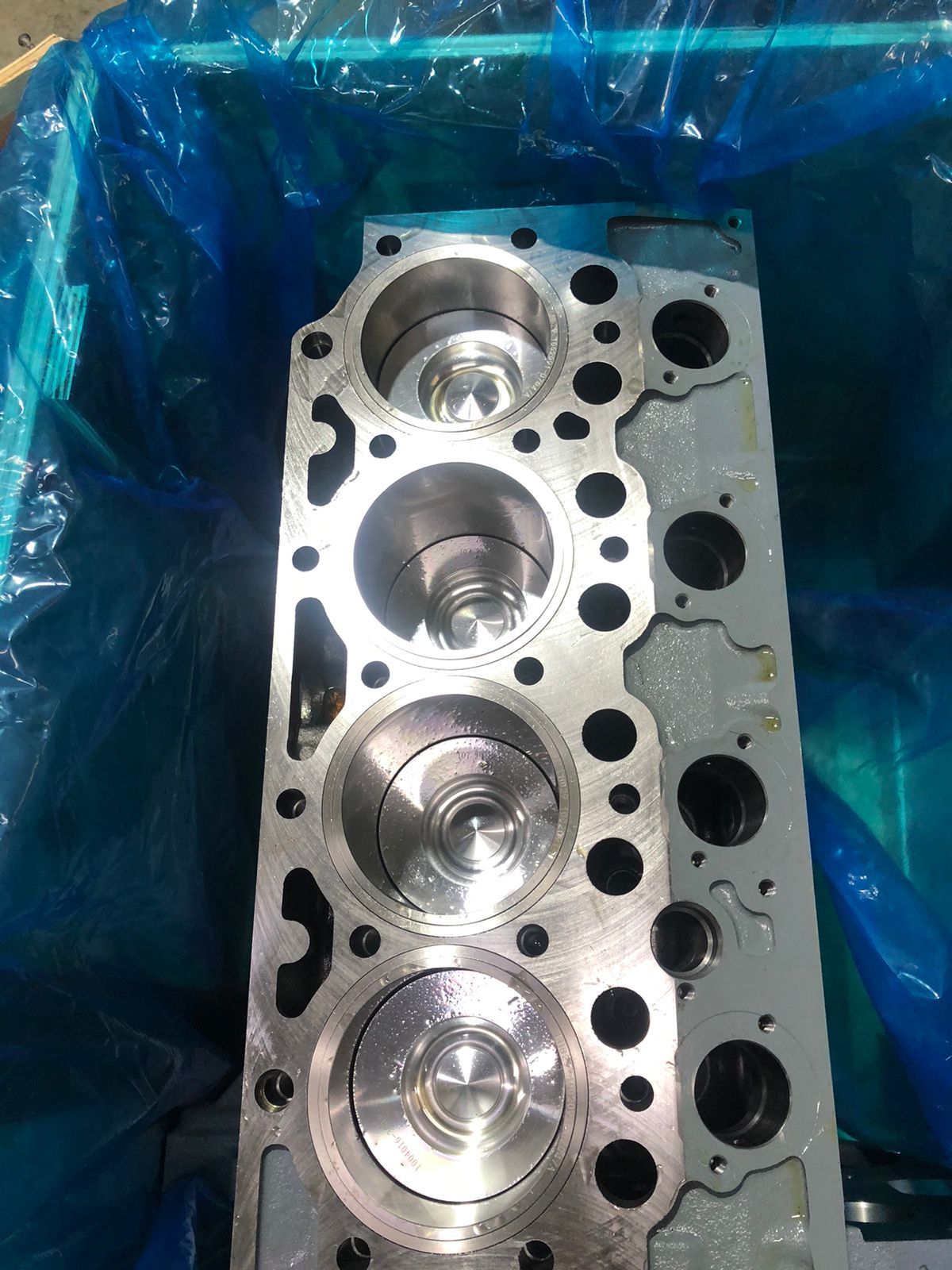 Купить DEUTZ 04282828SB Шорт блок BF4M1013
