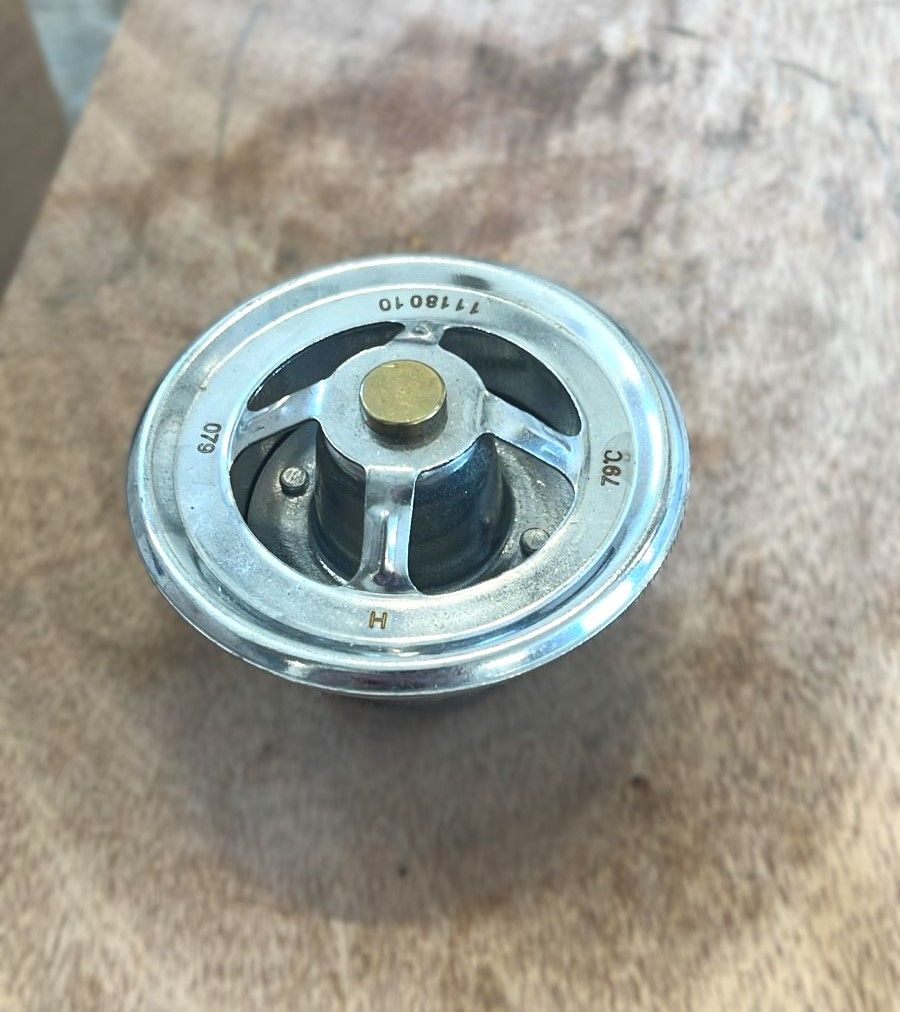 Купить SDLG 4110000186267 Термостат водяной LG968 