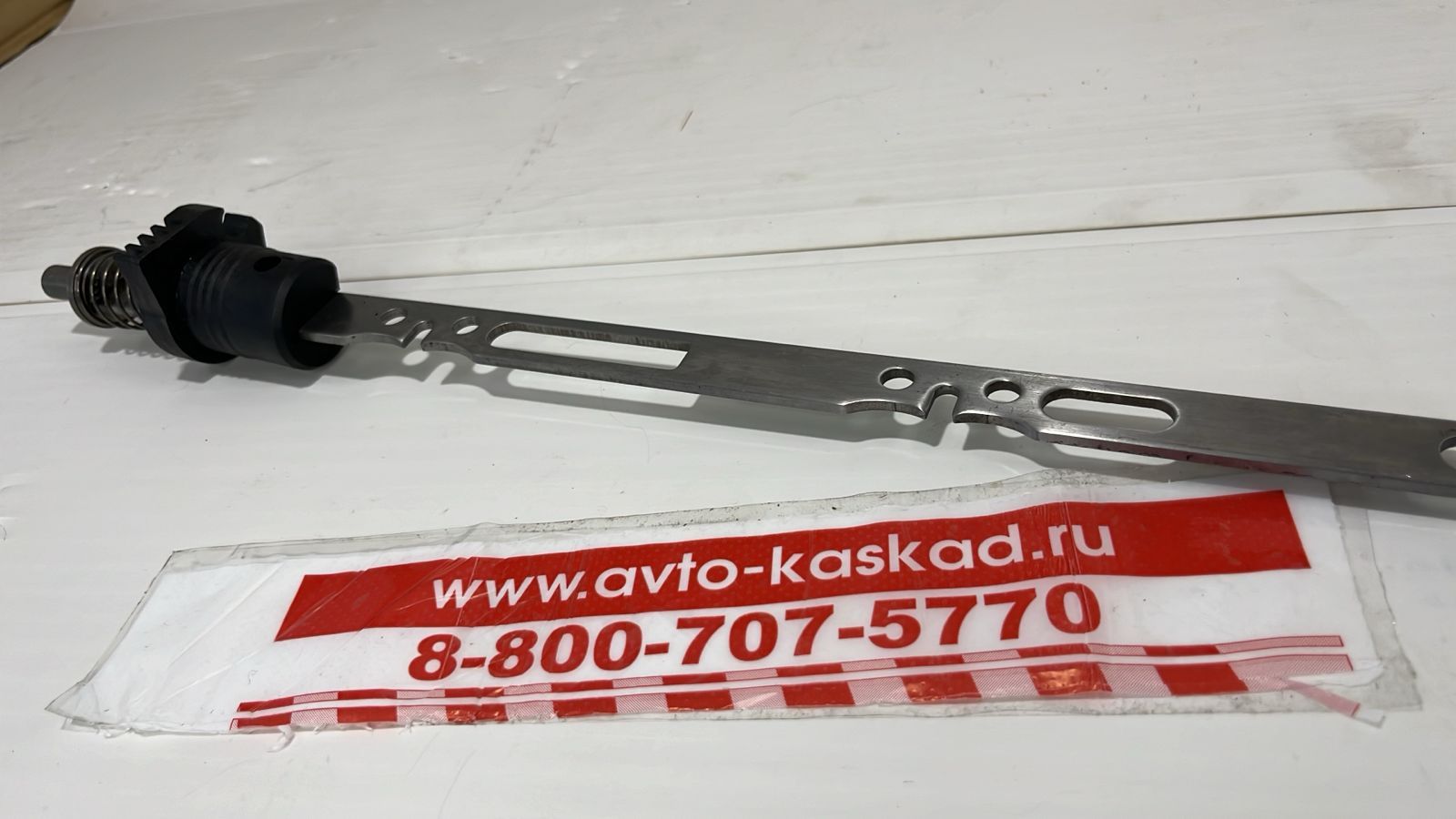 Топливная рейка Deutz 02111840