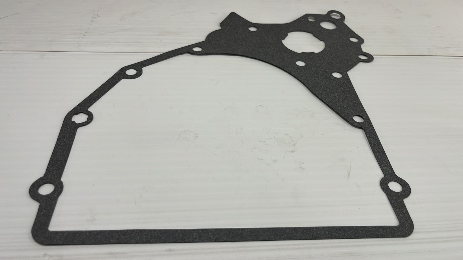 Купить Volvo 20537029 Прокладка масляного насоса   D4D; D4E; D6D; D6E;  20537029