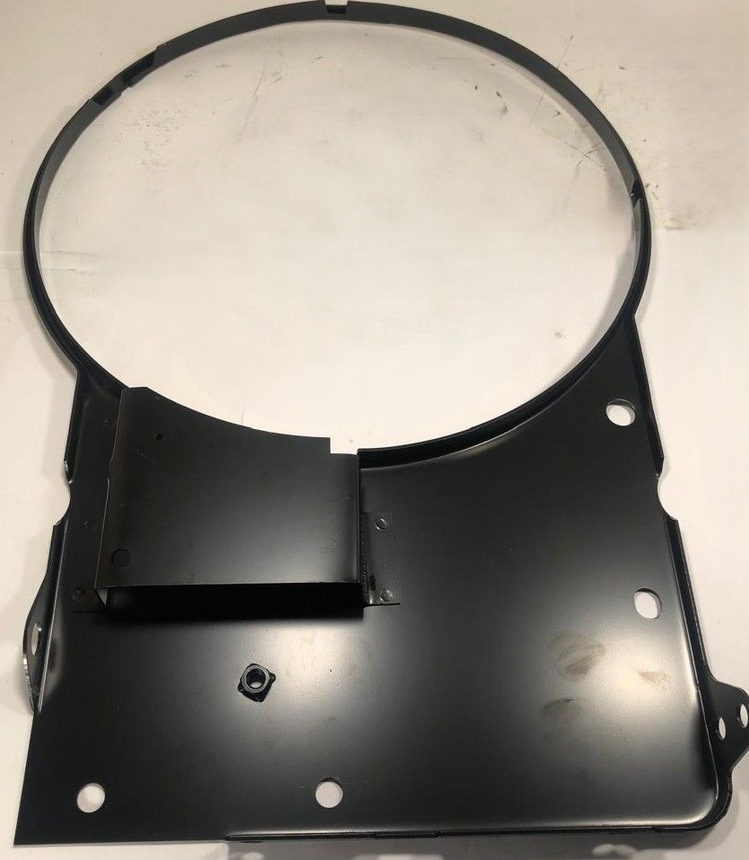 Купить Deutz 04235611 Кожух вентиляционный