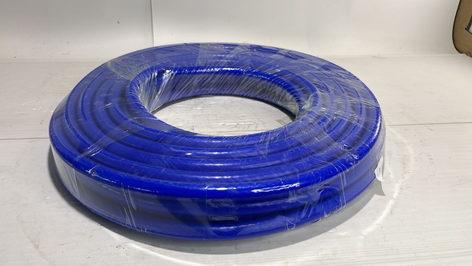 Шланг силиконовый ID8 (бухта 20 м.) 4 слоя арм. NO Brand ID-8