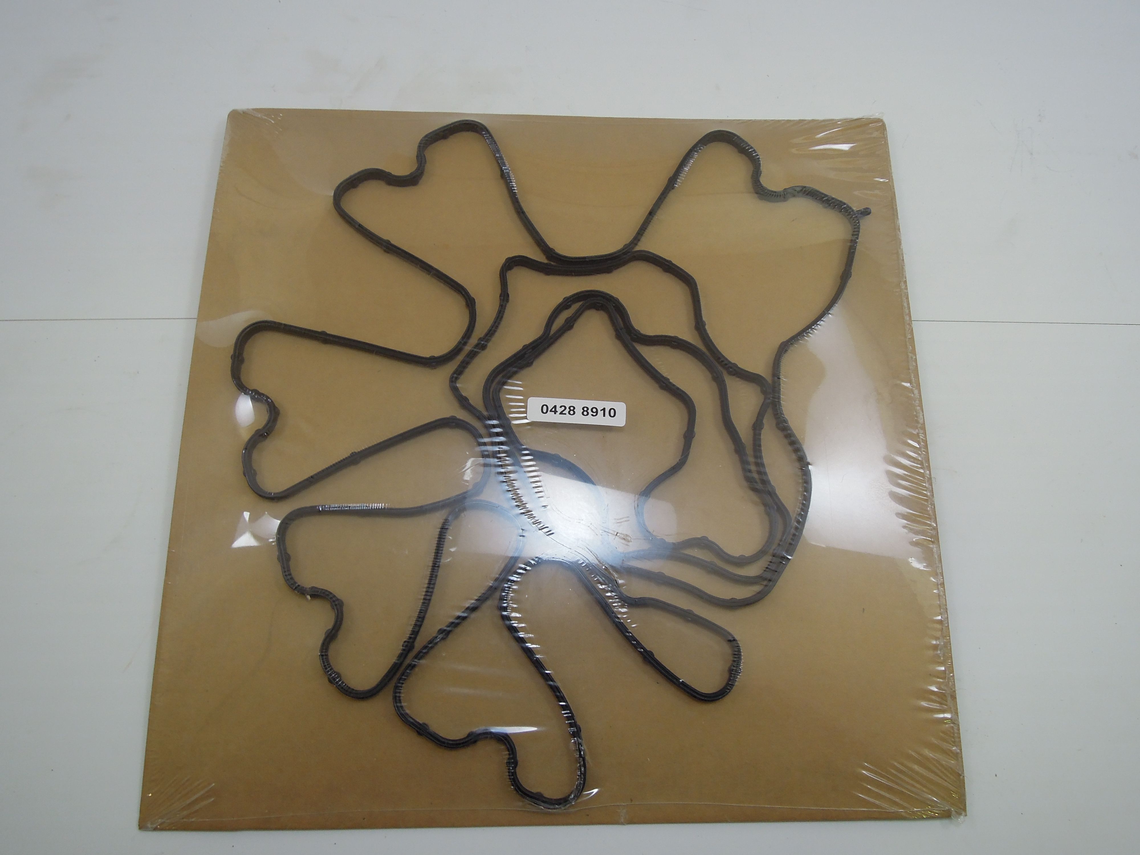 Прокладка клап.крышки Fuchs 5411663459