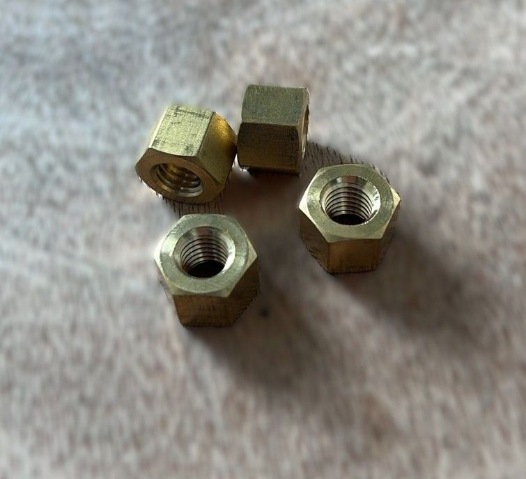 Купить Volvo 20517048 Гайка турбины 2012 EC135B 20517048