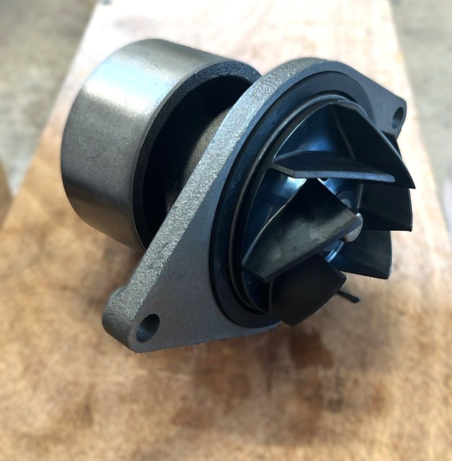 Купить CUMMINS 4891252 Насос водяной