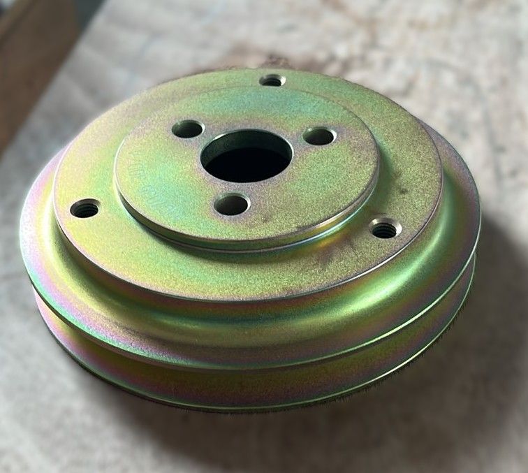 Купить DEUTZ 04206494 Ролик ремня Шкив  BF6M1012 / BF4M2012