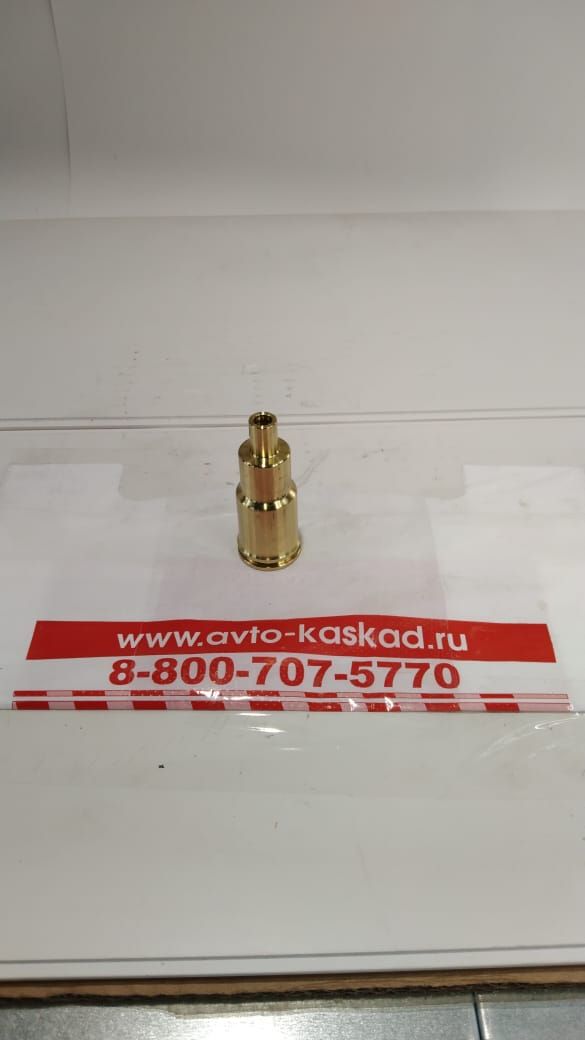 Стакан форсунки Deutz 04900617