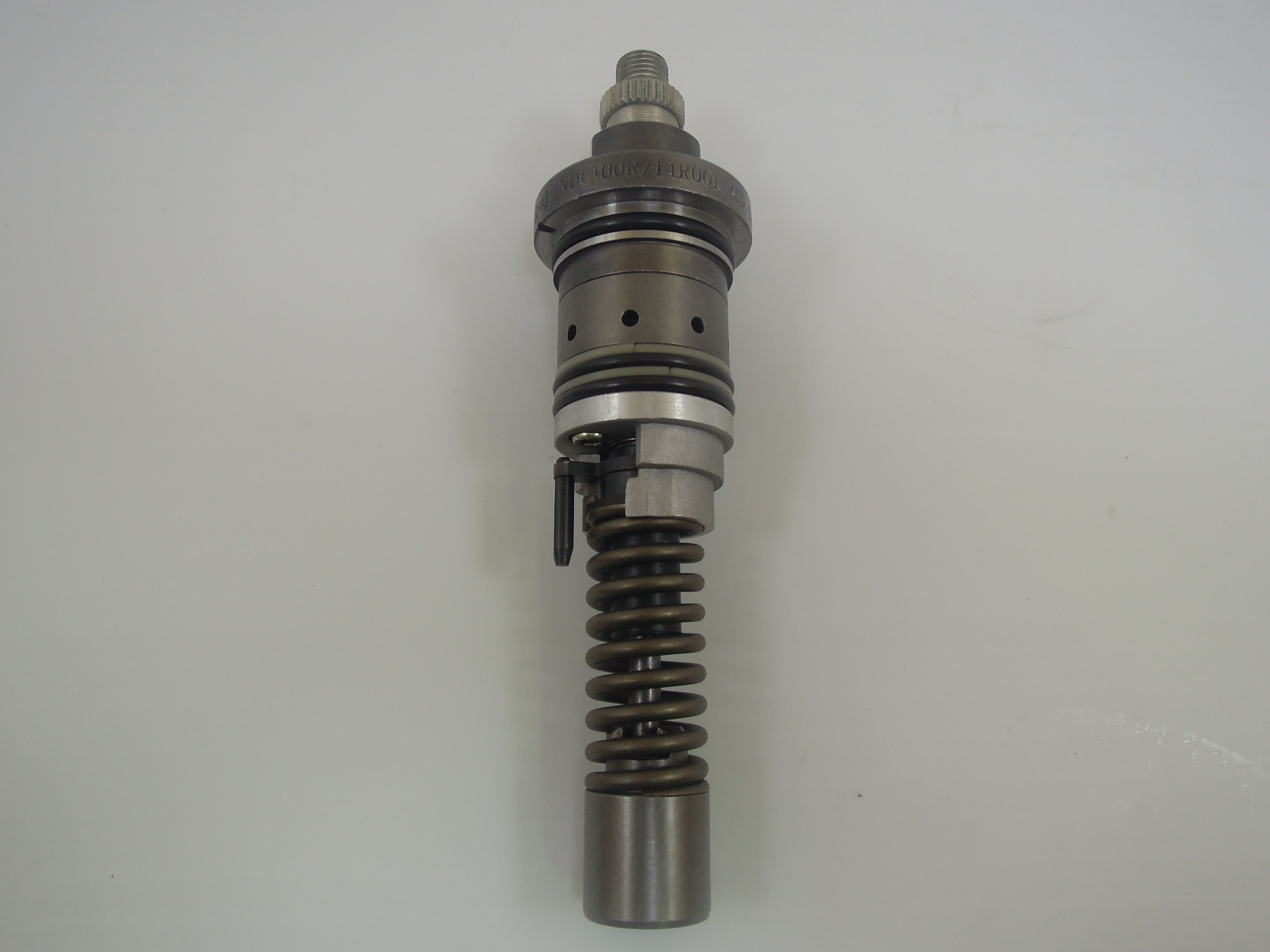 Купить Volvo 20500360 Насос-форсунка   EC210