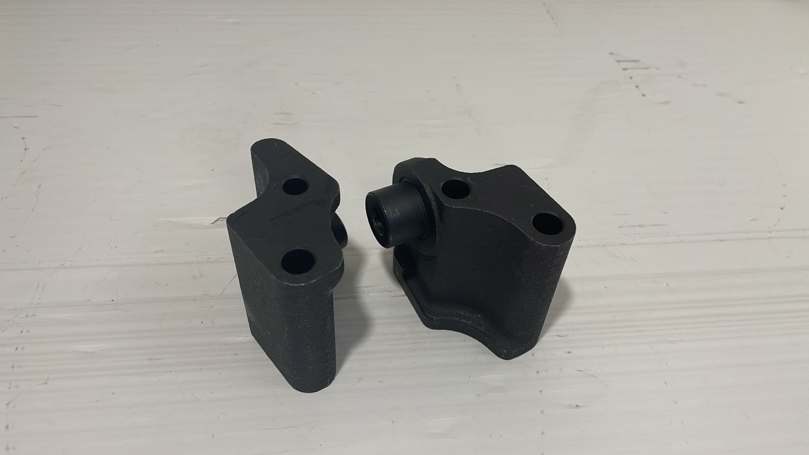 Купить Volvo 20794124 Ось коромысла  2013 L110F 20794124