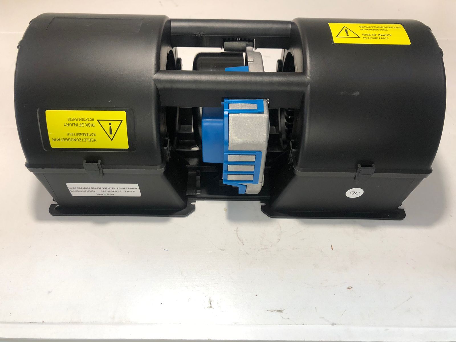 Вентилятор Ebmpapst 350mm length brushless blower EBM-PAPST K3G097-BK34-65