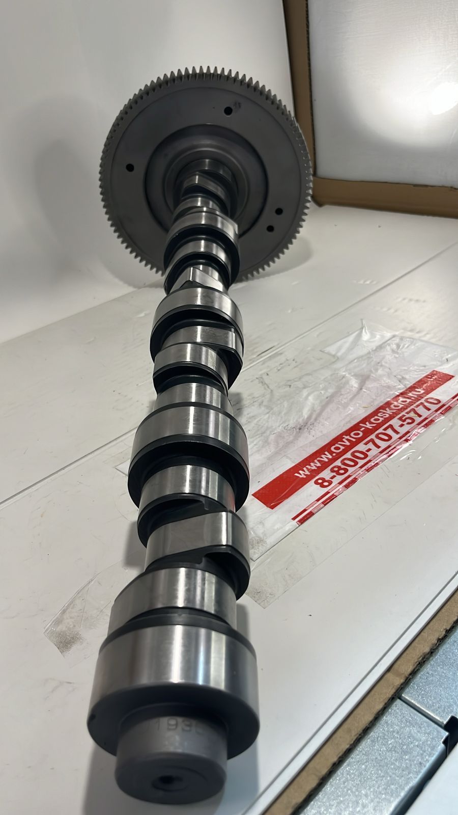 Распредвал Deutz 04293677