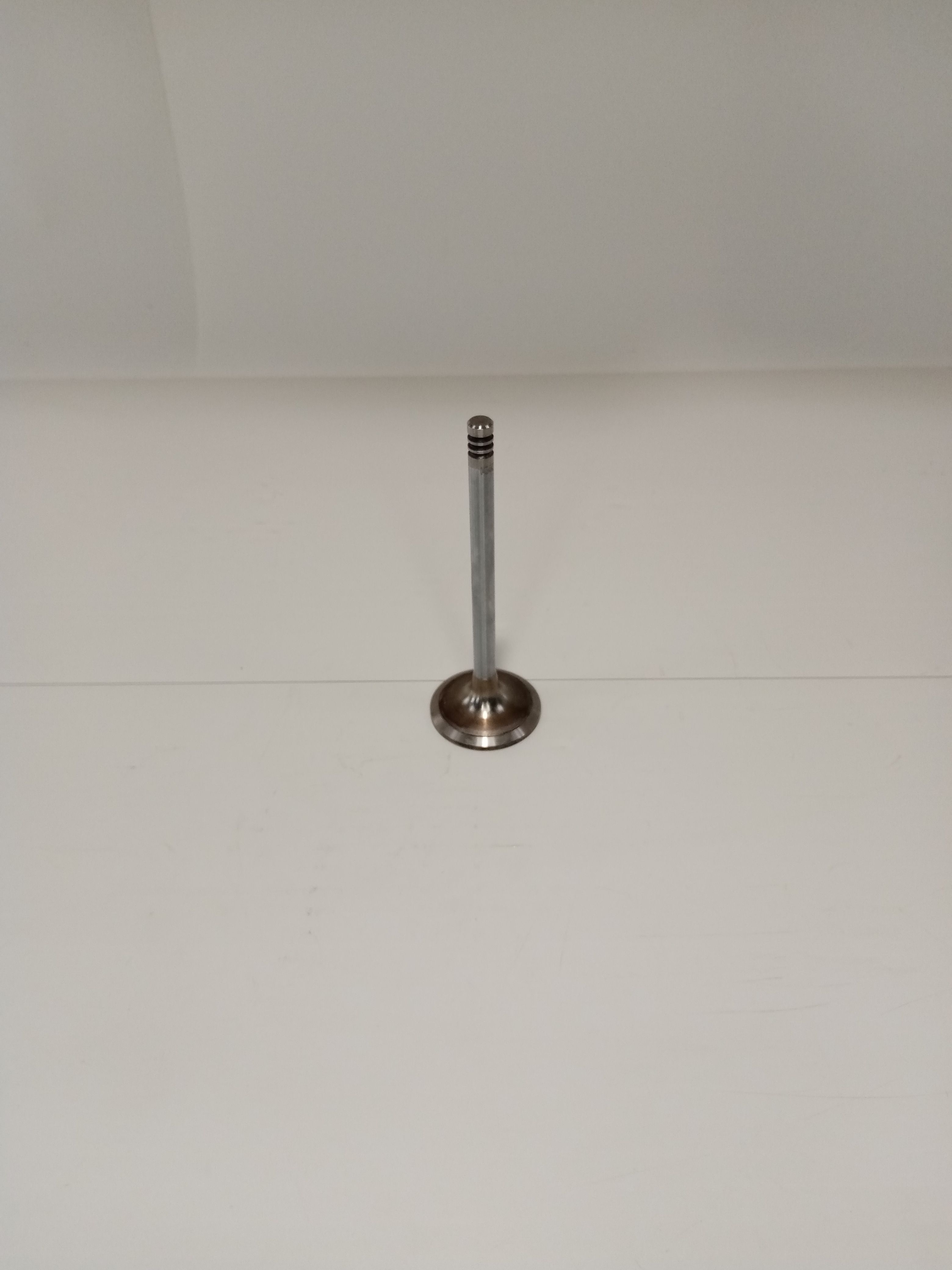 Купить Volvo 20791517 Клапан двигателя впускной D4D; D4E; D6D; D6E;  20791517