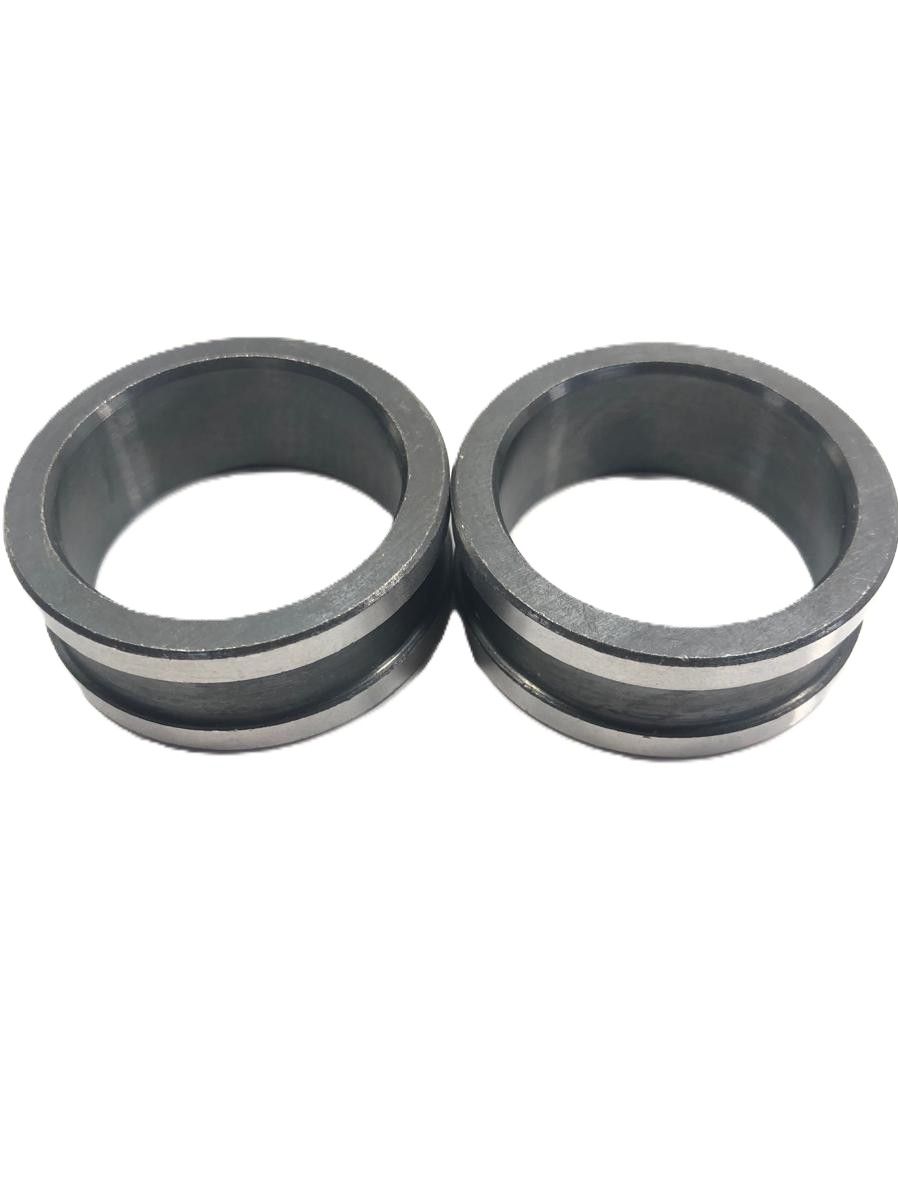 Купить DEUTZ 02111750 Втулка в блок Deutz 2012 02111750