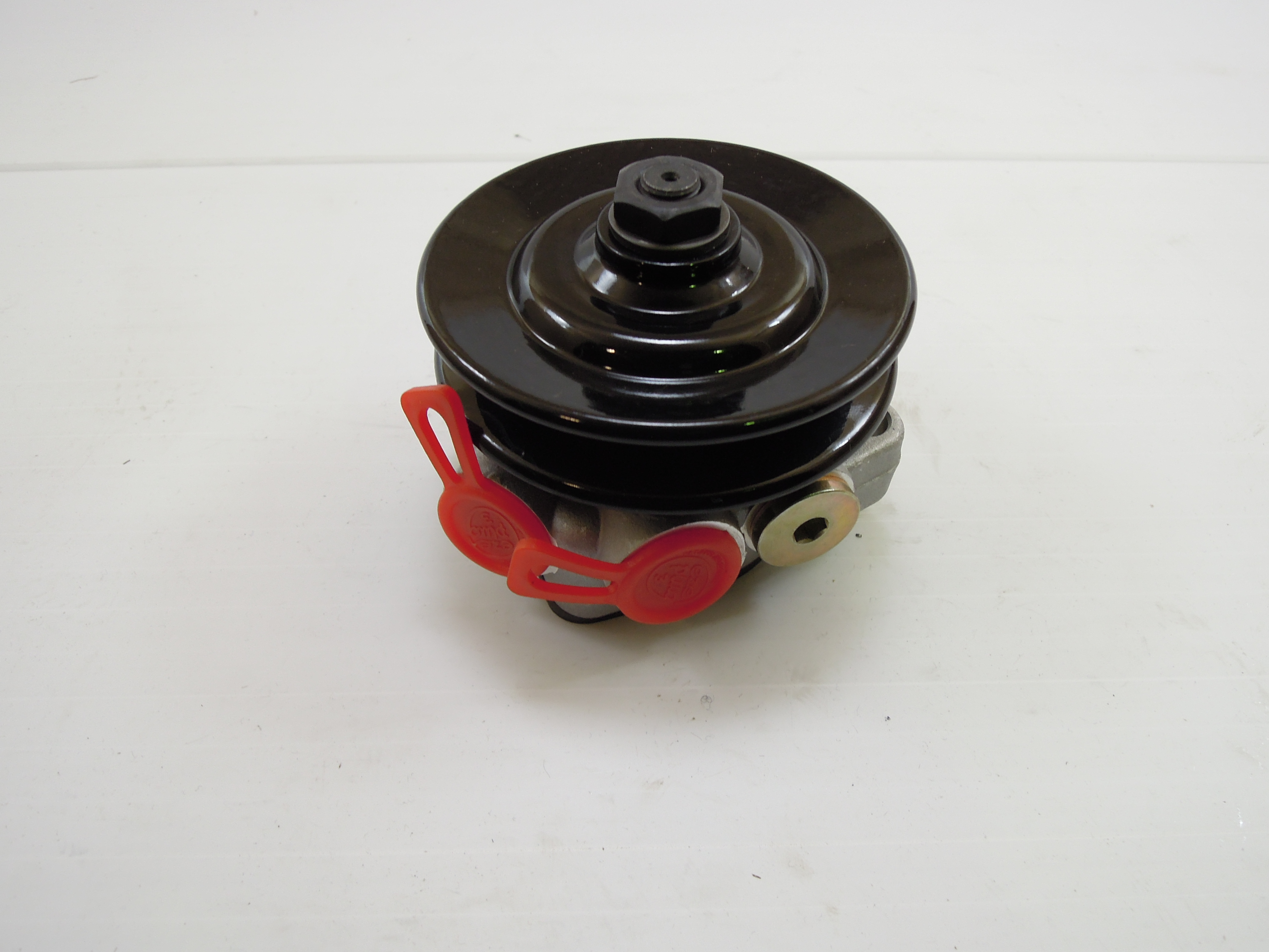 Насос подкачки топлива со шкивом Deutz AG 04503573