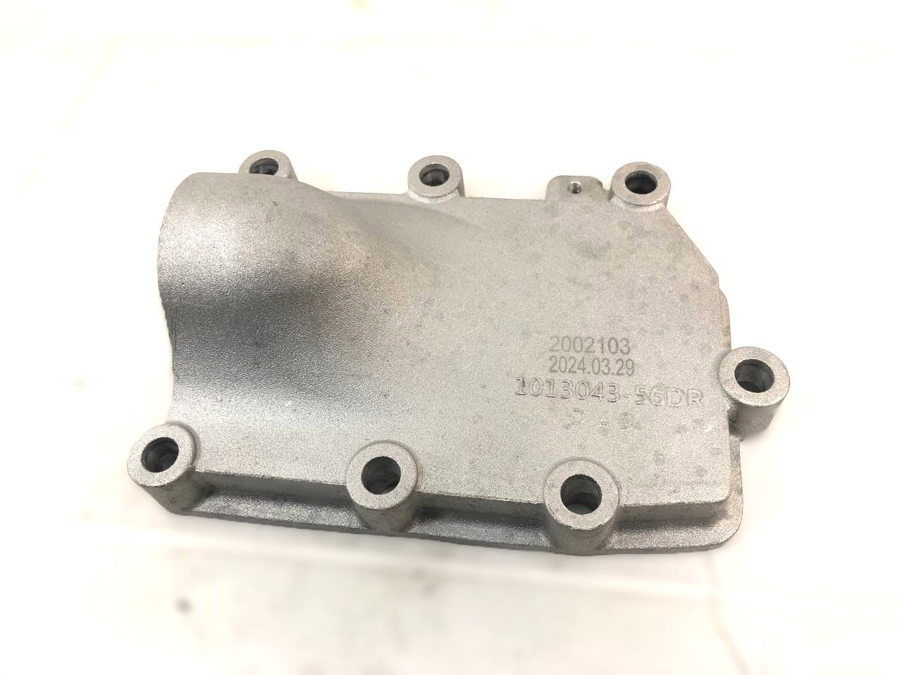 Купить Volvo 20796351 Крышка блока (ОЖ)  20796351