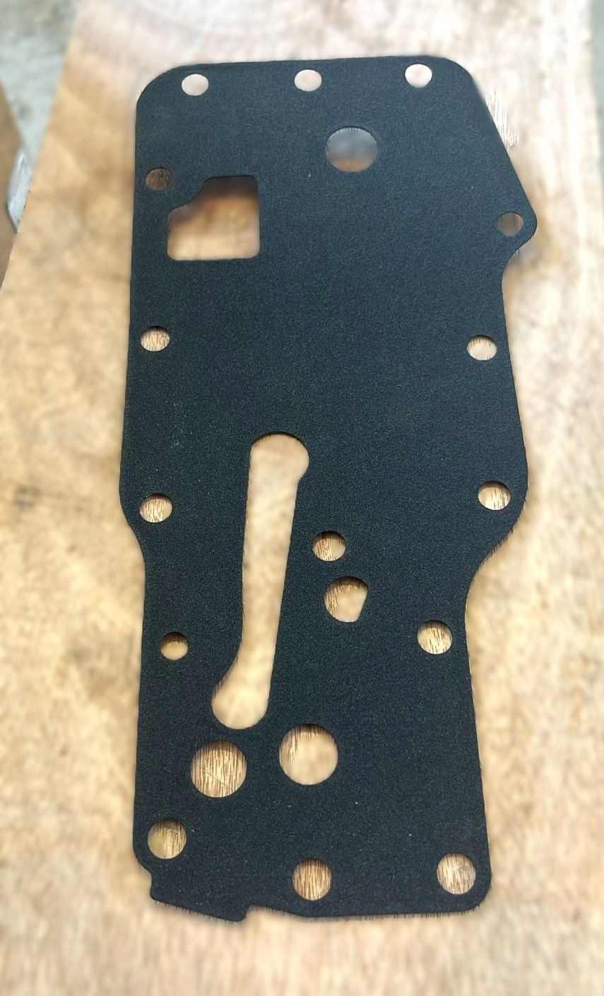 Купить CUMMINS 4896409 Прокладка теплообменника 4896409