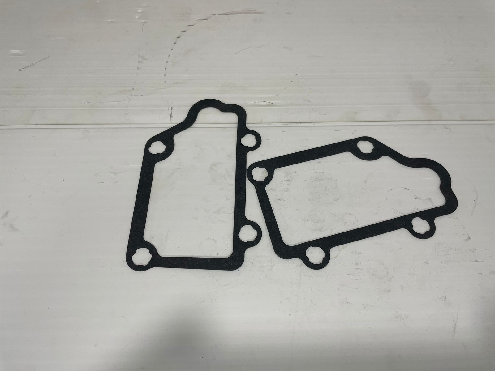 Купить Volvo 20791470 Прокладка корпуса термостата к ГБЦ D4D; D4E; D6D; D6E;  20791470